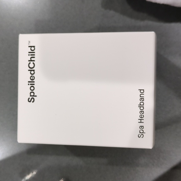 Brand New Spa Headband in original box - Picture 3 of 7